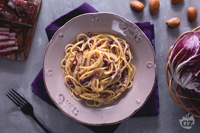 Pasta with Radicchio, Leeks, and Bacon - Italian recipes by GialloZafferano