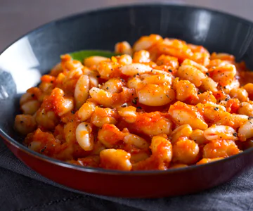 Pasta with Chickpea Ragù