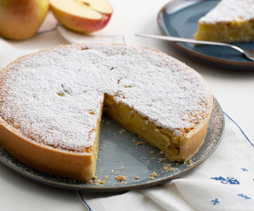 Apple Heart Cake