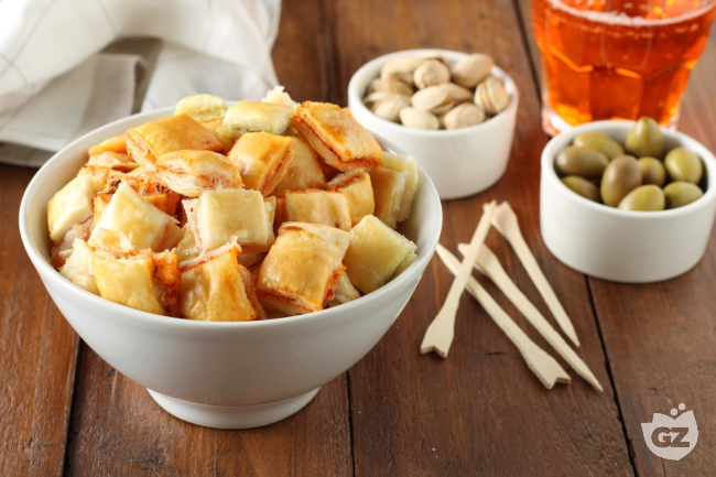 Puff Pastry Savory Snacks - Italian recipes by GialloZafferano