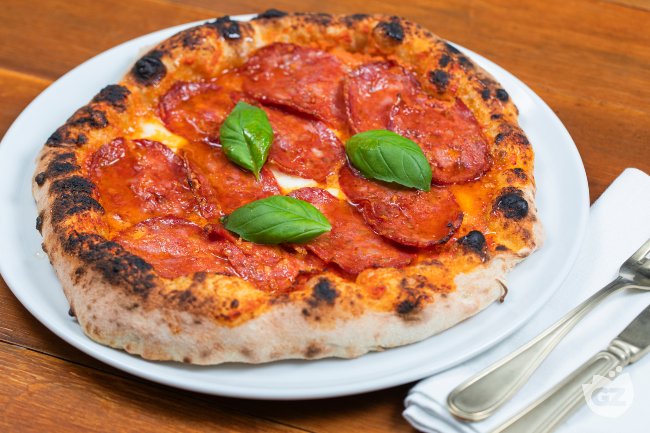 Devil's pizza - Italian recipes by GialloZafferano