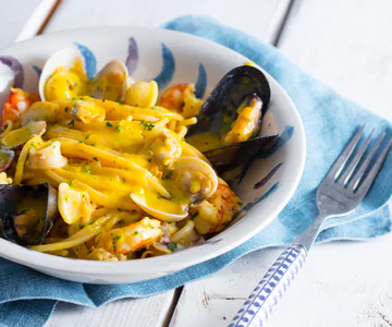 Viareggio-style seafood carbonara