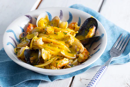 Viareggio-style seafood carbonara