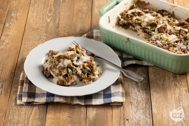 Cannelloni stuffed with artichoke and sausage ragù - Italian recipes by GialloZafferano