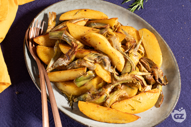 Artichokes and Potatoes in a Pan - Italian recipes by GialloZafferano