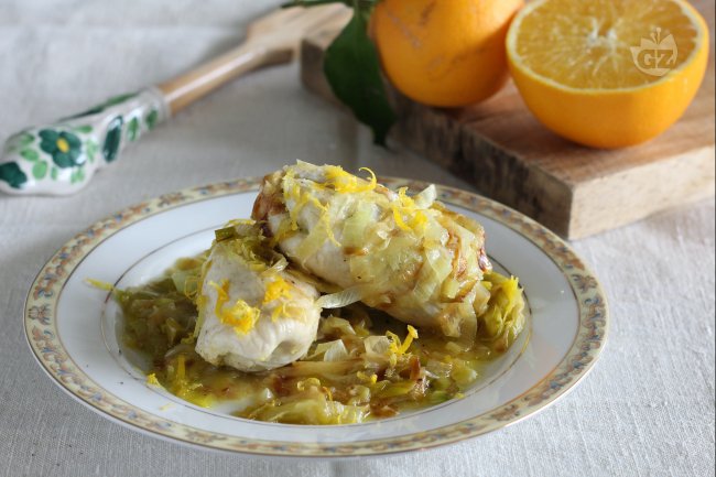 Chicken rolls with leeks and citrus - Italian recipes by GialloZafferano