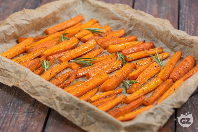 Baked Carrots - Italian recipes by GialloZafferano