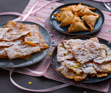 Carnival Chiacchiere: fried, baked and filled