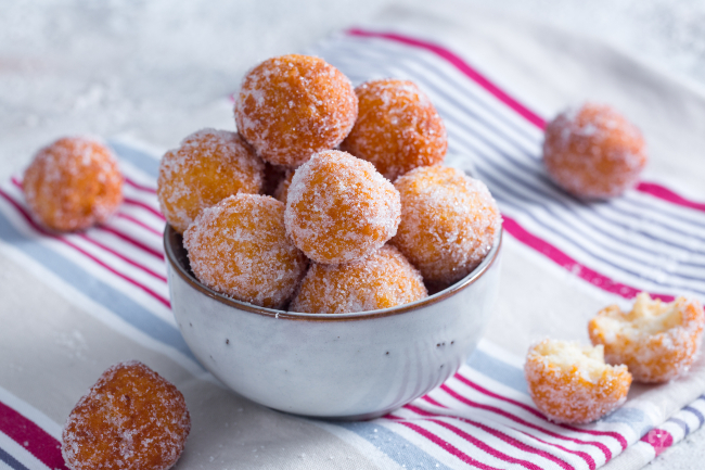 Italian ricotta fritters - Italian recipes by GialloZafferano