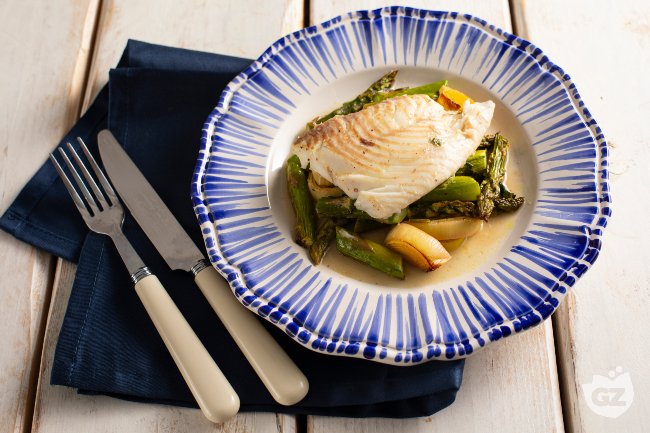 Baked Turbot - Italian recipes by GialloZafferano