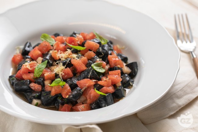 Squid Ink Gnocchetti with Cuttlefish Ragù - Italian recipes by GialloZafferano