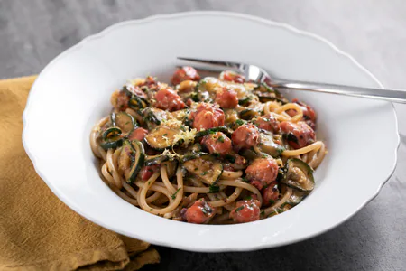 Pasta with octopus and zucchini