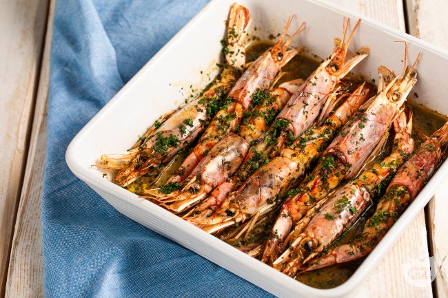 Prawns in the microwave - Italian recipes by GialloZafferano