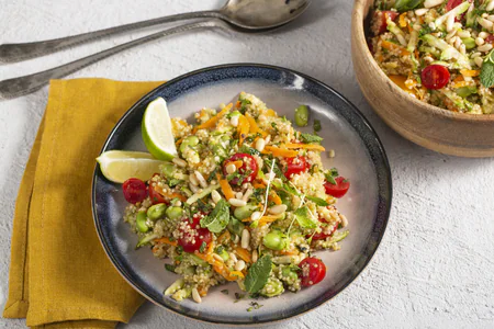 Quinoa Salad with Edamame and Vegetables