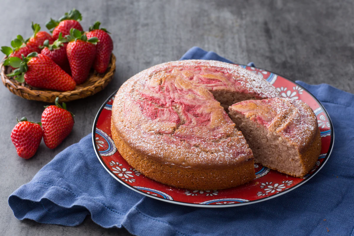 Soft Strawberry Cake