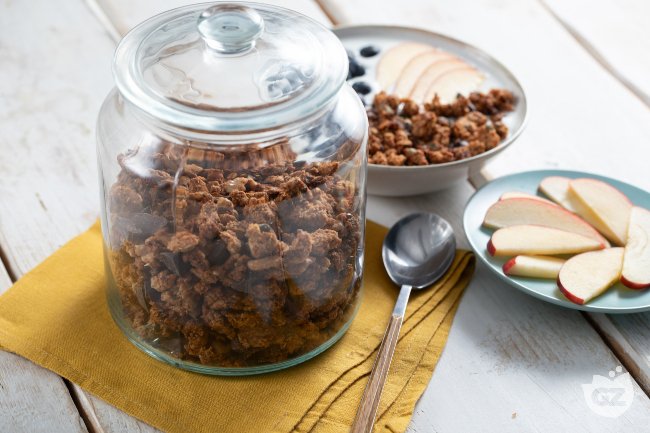 Sugar-Free Granola - Italian recipes by GialloZafferano