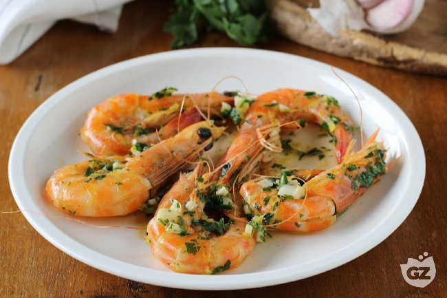 Pan-fried Shrimp - Italian recipes by GialloZafferano
