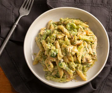 Pasta with Chicken and Broccoli