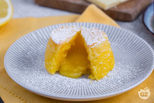 White Chocolate and Lemon Cake - Italian recipes by GialloZafferano