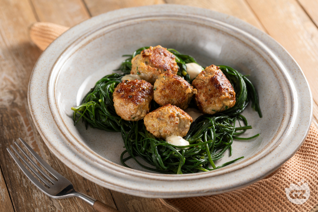 Meatballs with Agretti - Italian recipes by GialloZafferano