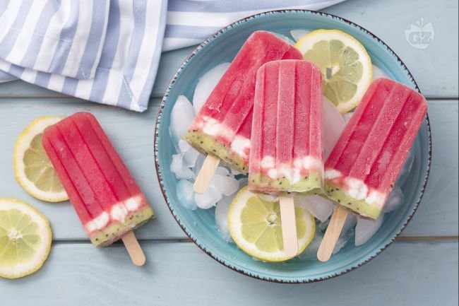 Watermelon Alcoholic Popsicles - Italian recipes by GialloZafferano