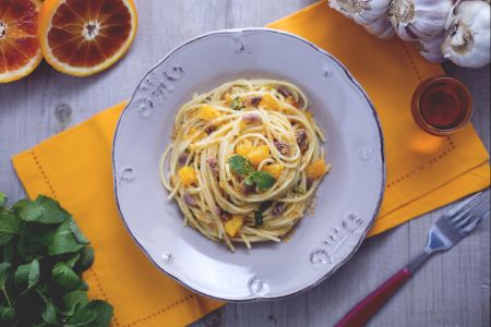 Orange spaghetti with anchovies