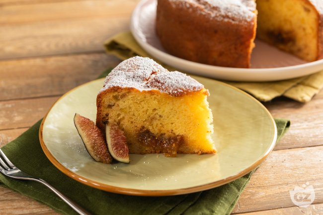 Nua Cake with Figs - Italian recipes by GialloZafferano