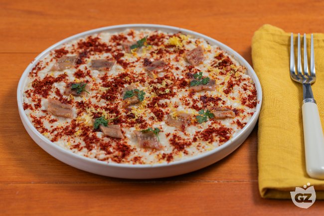 Risotto with butter, anchovies, and crunchy peppers - Italian recipes by GialloZafferano