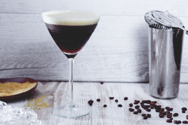 Shaken Coffee - Italian recipes by GialloZafferano