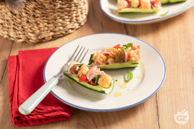 Cucumber Boats - Italian recipes by GialloZafferano