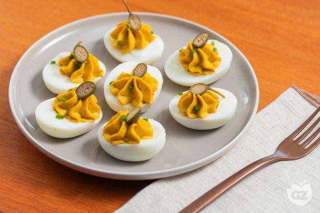 Grandma's Tuna-Stuffed Eggs - Italian recipes by GialloZafferano