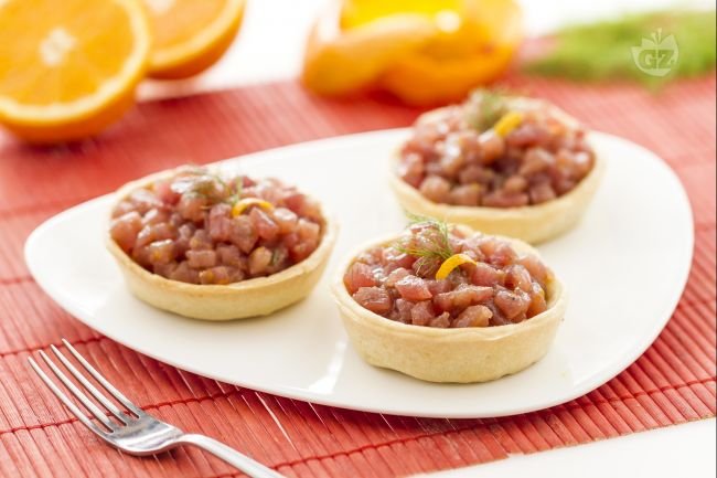 Tuna Tartare - Italian recipes by GialloZafferano