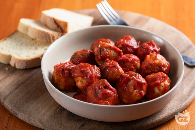 Codfish Meatballs in Sauce - Italian recipes by GialloZafferano