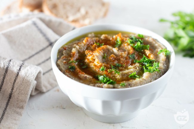 Eggplant Cream - Italian recipes by GialloZafferano