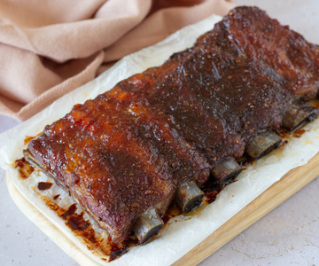 Oven-baked pork ribs
