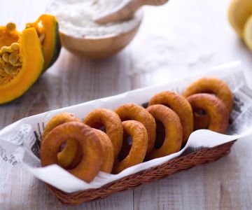 Pumpkin and Cinnamon Donuts