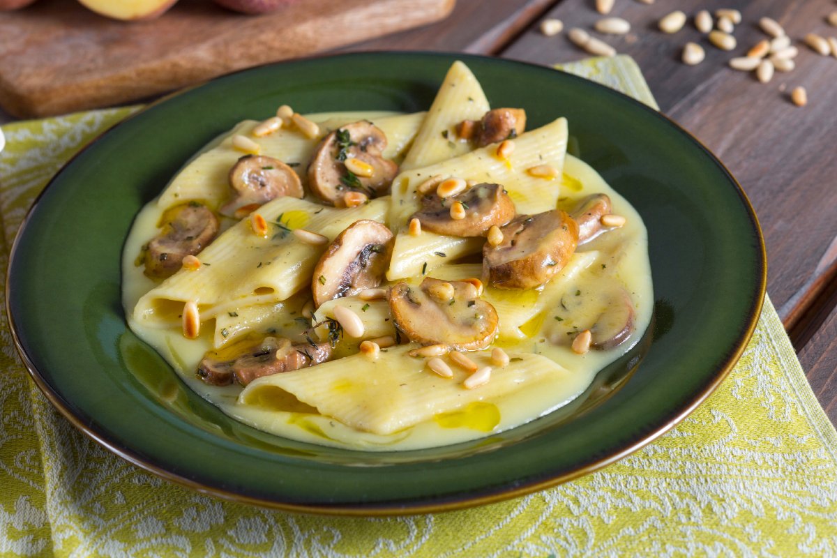 Creamy Potato and Mushroom Pasta