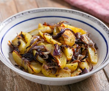 Baked Potatoes and Onions