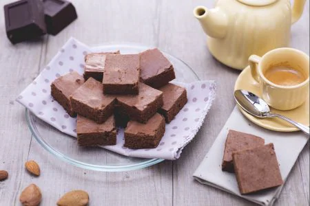 Chocolate slices with almond aroma