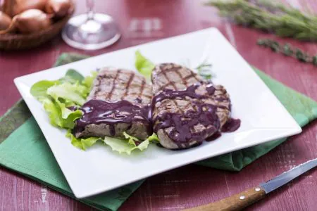 Grilled Fillet in Aromatic Red Wine Sauce