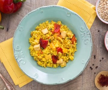 Rice, barley, and spelt with pepper and tofu sauce