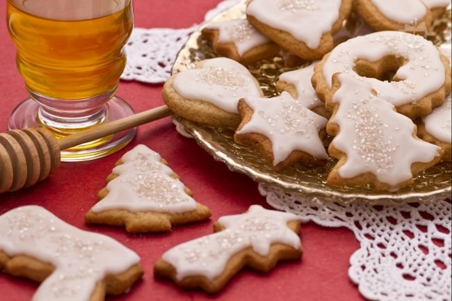 Honey Cookies - Italian recipes by GialloZafferano