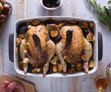 Stuffed Cockerel in Fruit Sauce