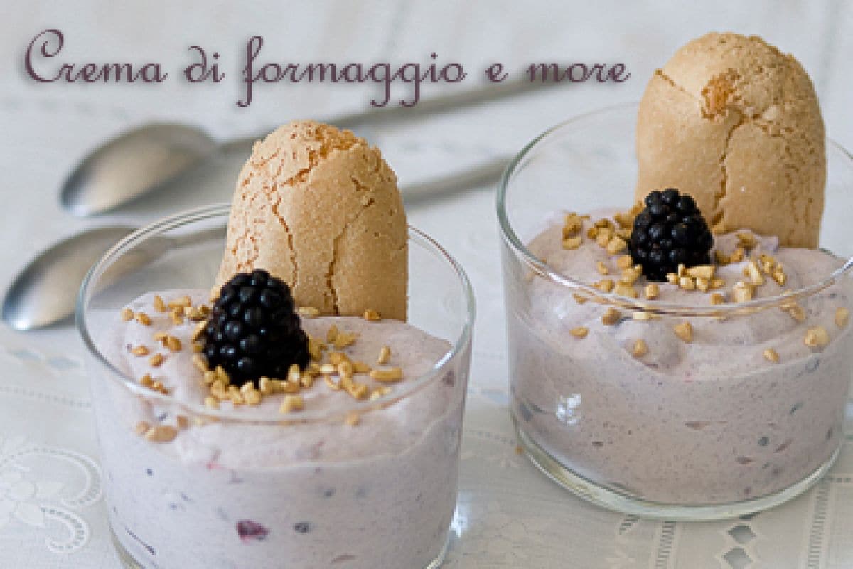 Blackberry Cheese Cream