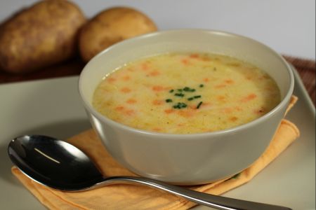 Potato cream with vegetables
