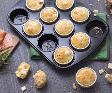 Muffins with feta and salmon