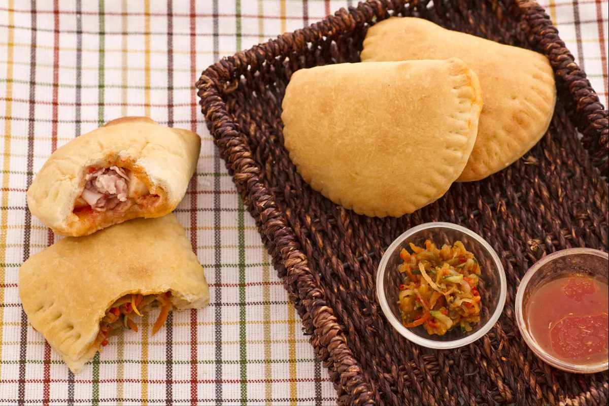 Mini baked calzones