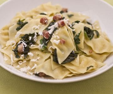 Maltagliati with spinach and salted ricotta