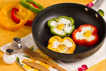 Bell peppers flowers with eggs