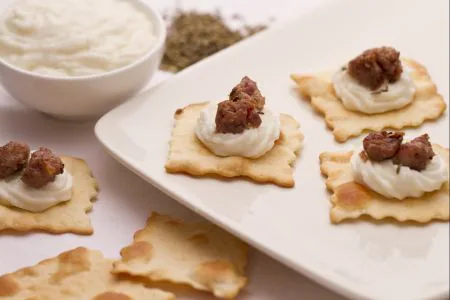 Pastries with crispy luganega and stracchino